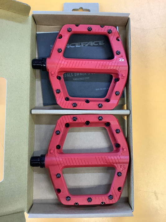 Pedals - Large (115mm x 110mm) - Chester - Race Face