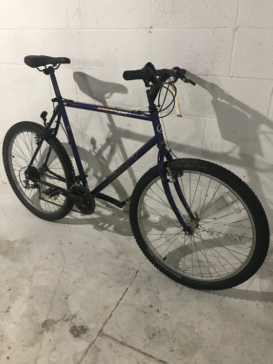 23" - BOULDER 550 - Giant