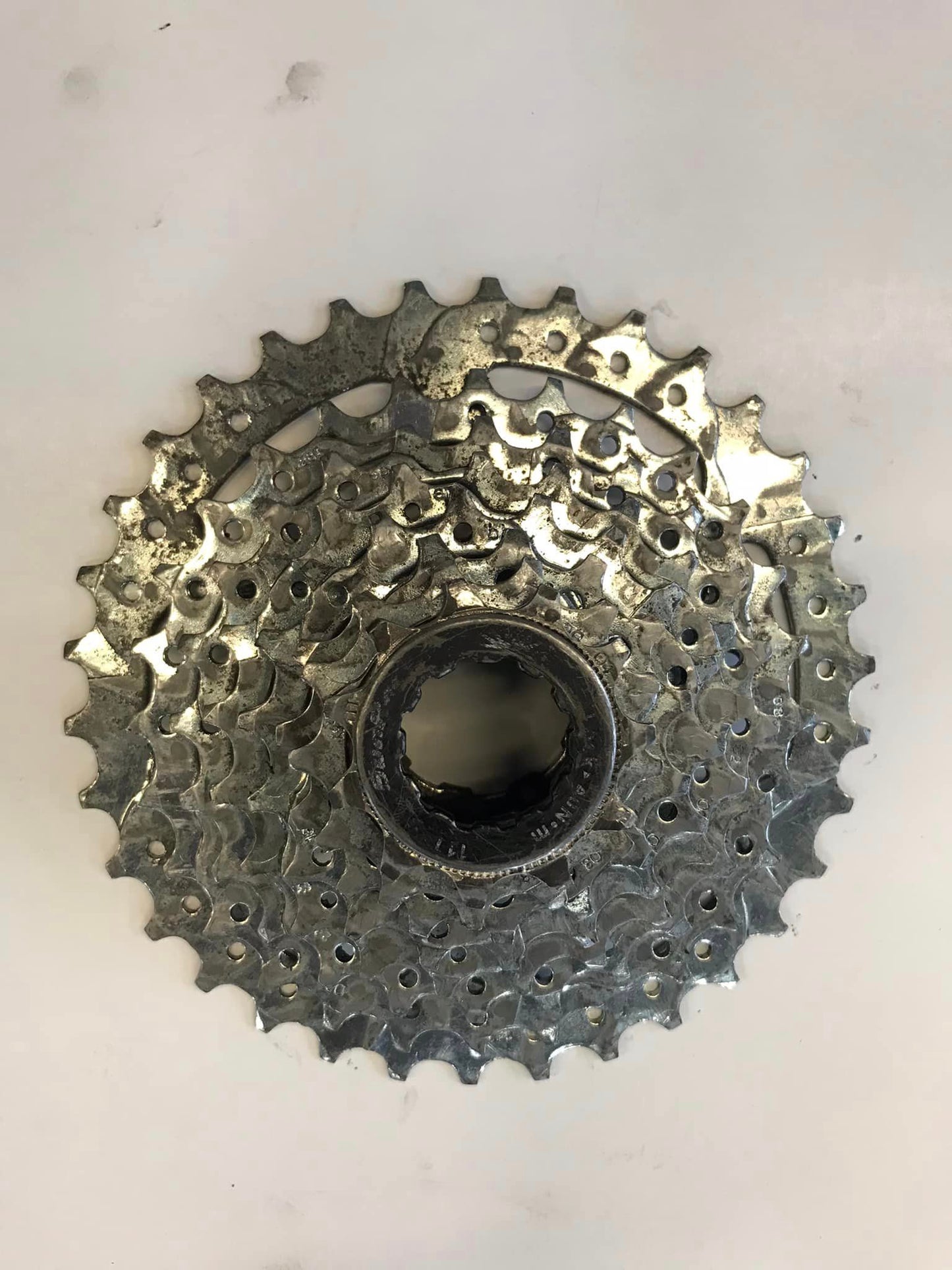 Ultrasonic cleaning - Drive train