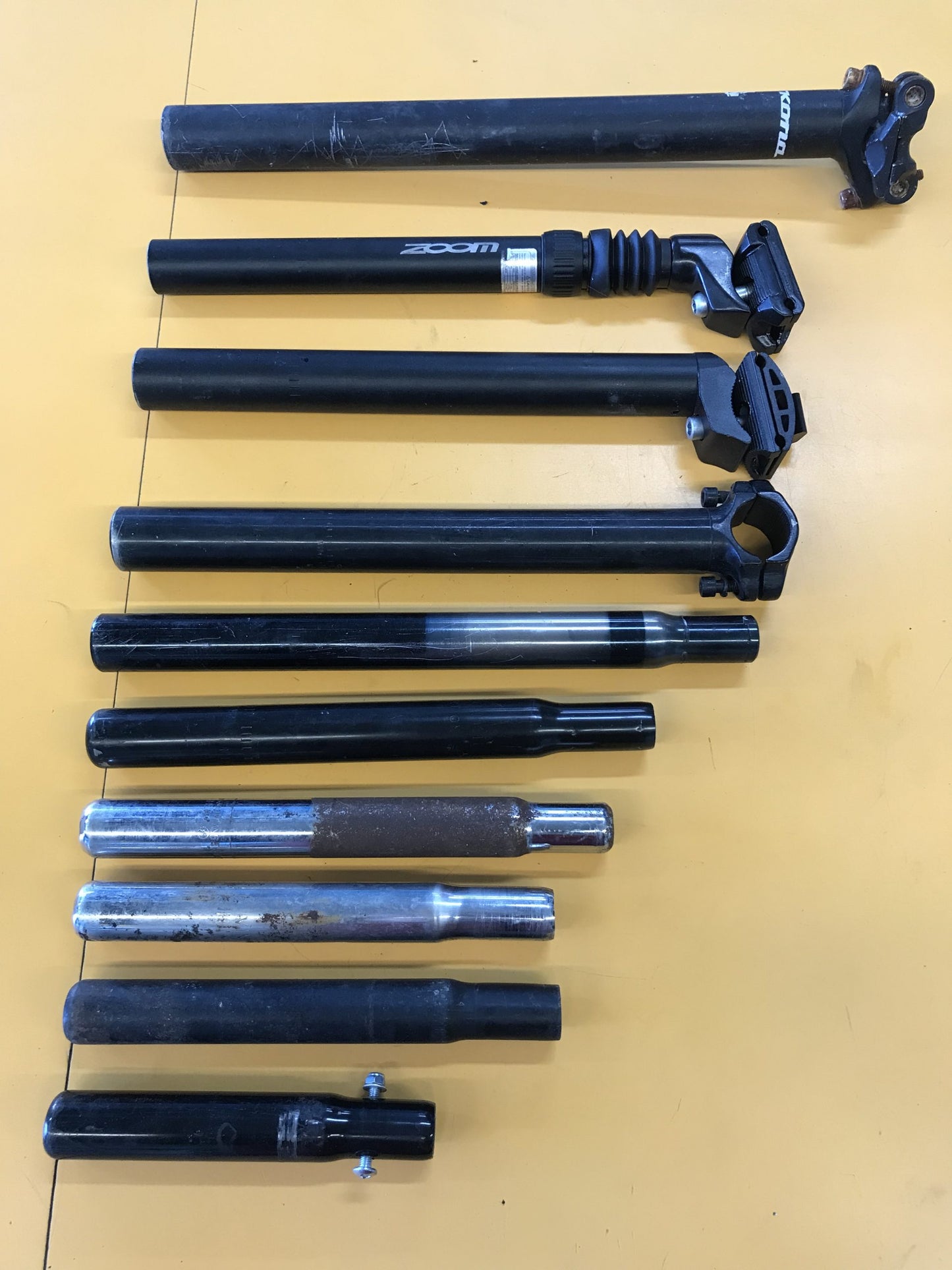 Seat posts