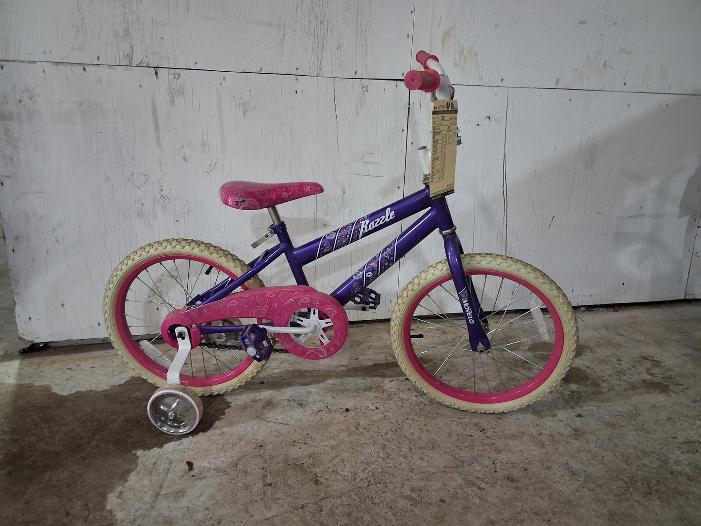 18" - RAZZLE - Movelo