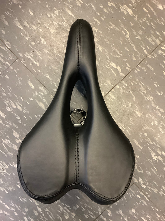 Saddle
