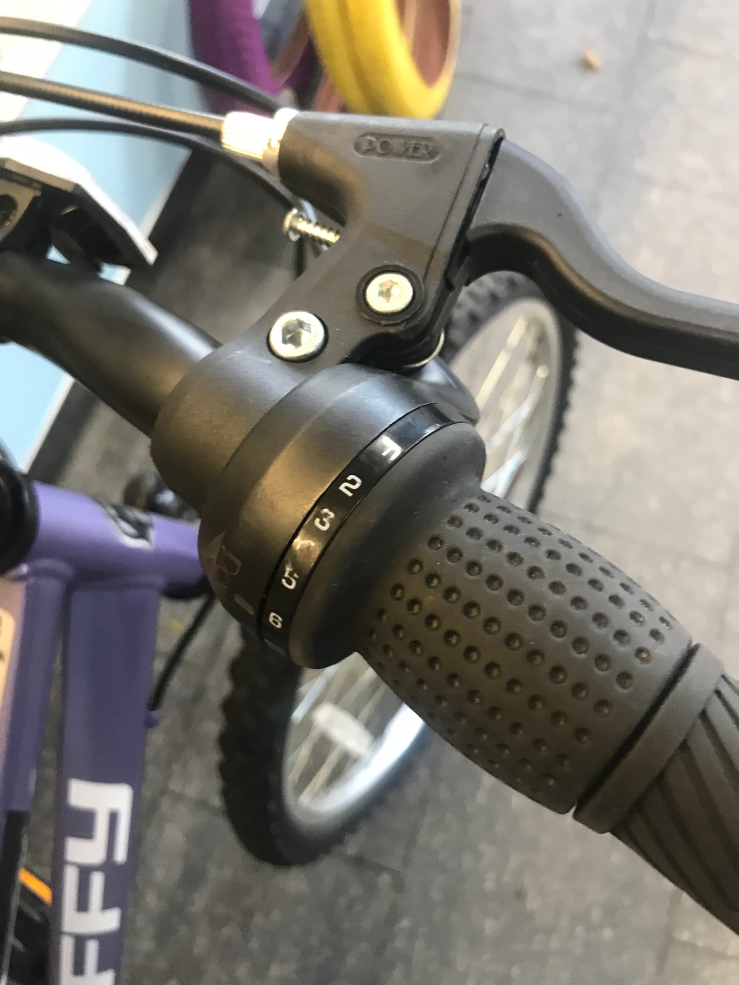 ROCK CREEK - Huffy - 24”