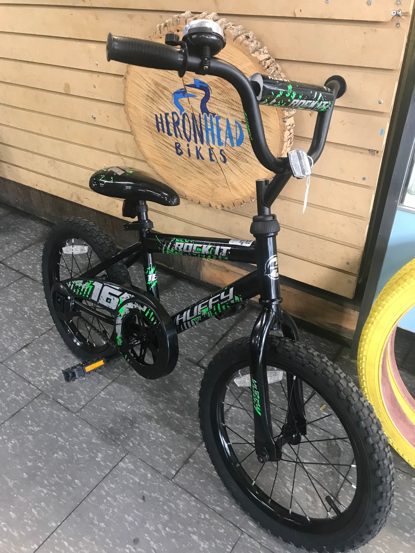 ROCK IT - Huffy - 16”