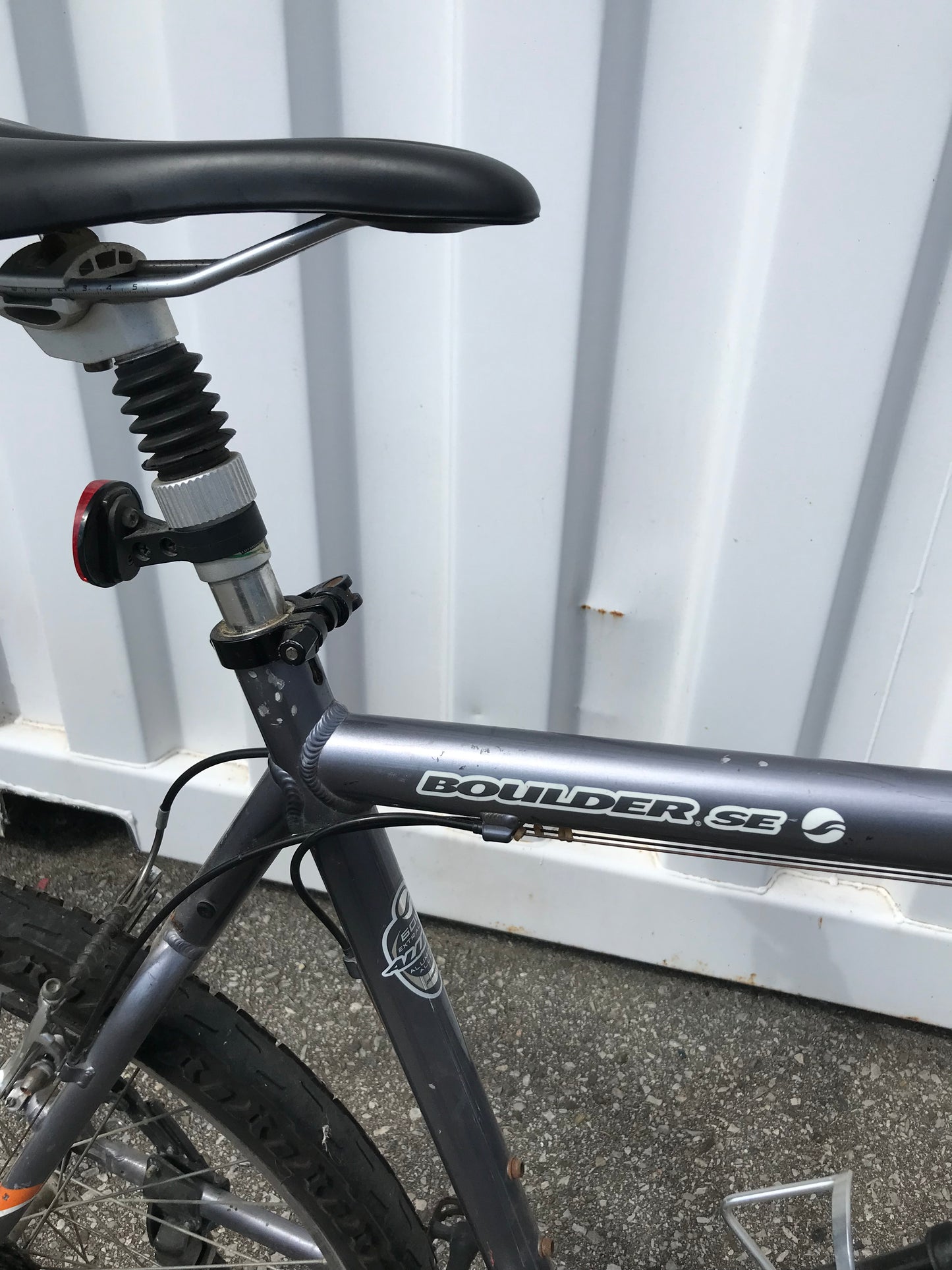 BOULDER SE - Giant