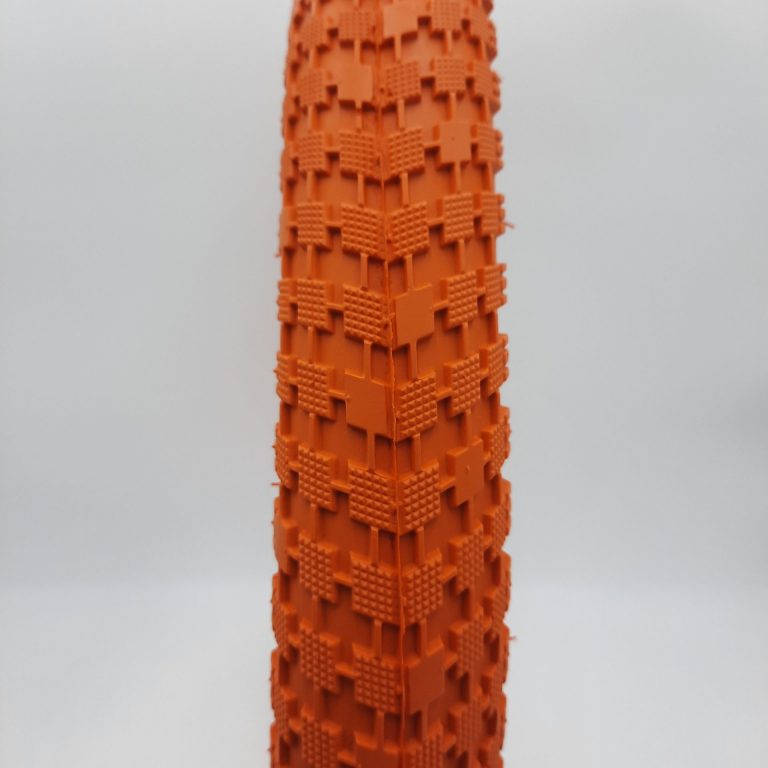 Tires - 20" x 2.3" - coloured